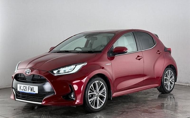 Used Toyota Yaris Hybrid 116 HP (85 kW) 2025 Hatchback