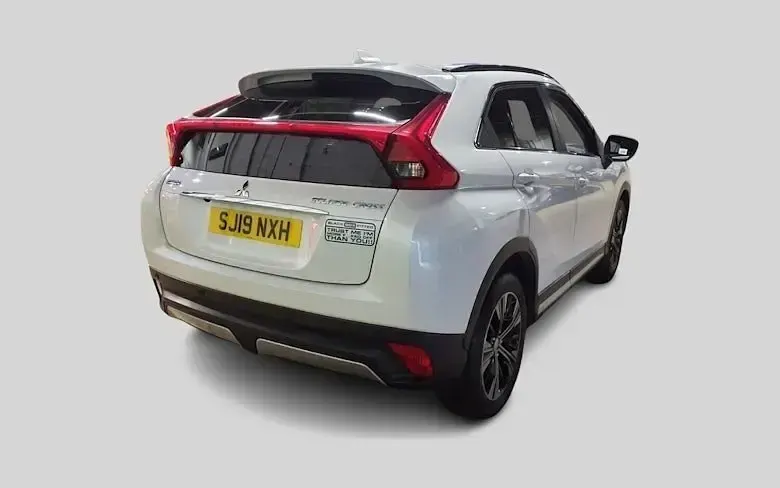 Usado Mitsubishi Eclipse Cross 163 HP (119 kW) 2019 Branco SUV