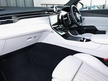 New Maserati Grecale 530 HP (389 kW) 2025 White SUV