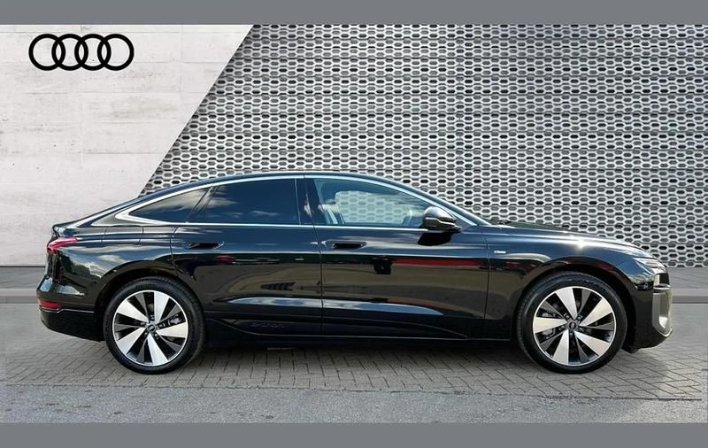 New Audi A6 e-tron S-Line 210 kW (286 HP) 2026 Black Hatchback