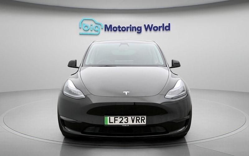 Used Tesla Model Y Long Range AWD 286 kW (389 HP) 2025 SUV