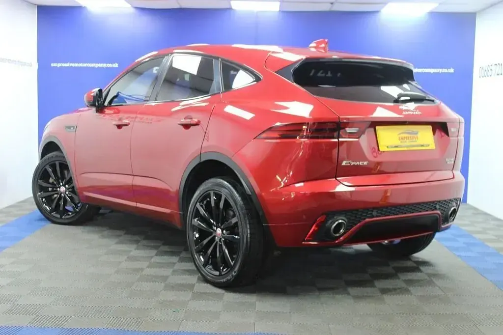 Used Jaguar E-Pace R-Dynamic 240 HP (176 kW) 2019 Red SUV