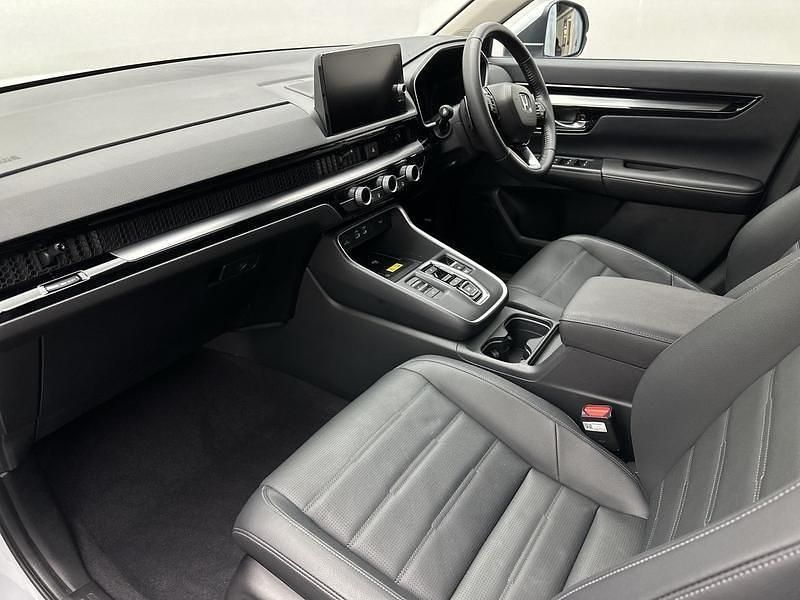 Used Honda CR-V Elegance 2025 White SUV