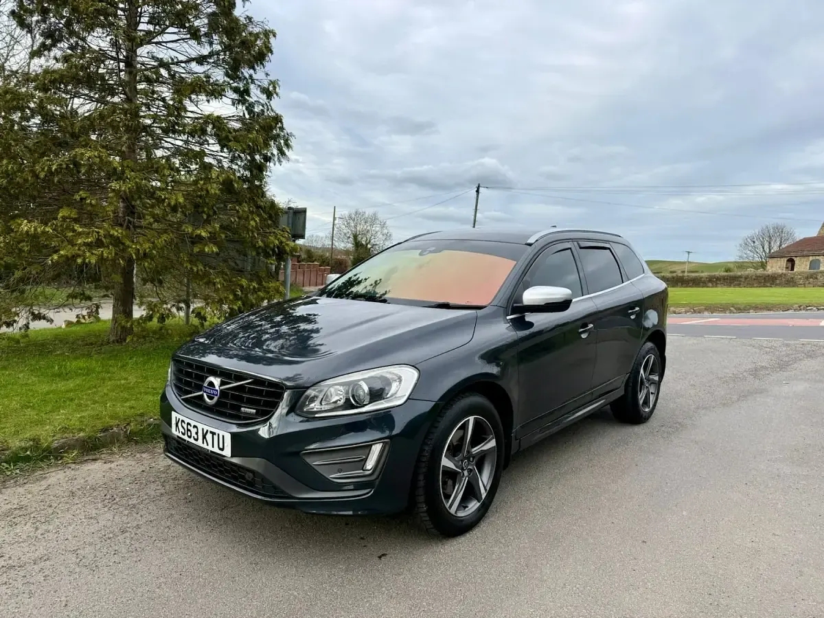 Used Volvo XC60 R-Design 181 HP (133 kW) 2013 Grey SUV