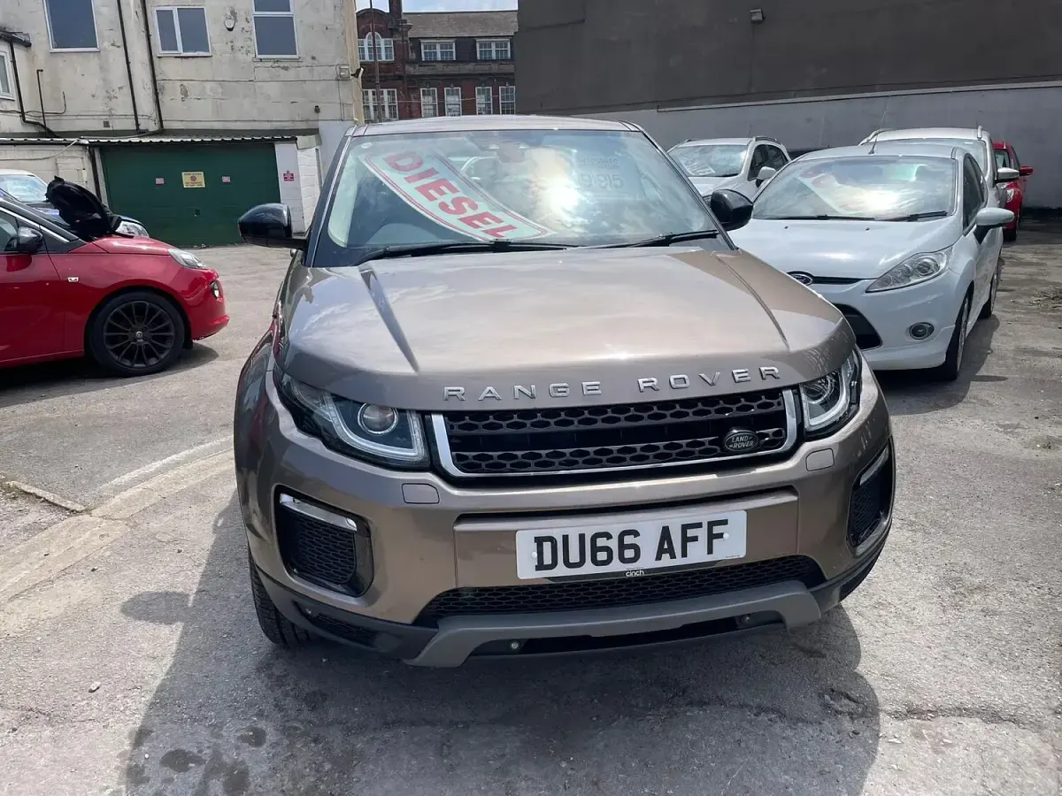 Used Land Rover Range Rover evoque SE 150 HP (110 kW) 2016 Brown Estate