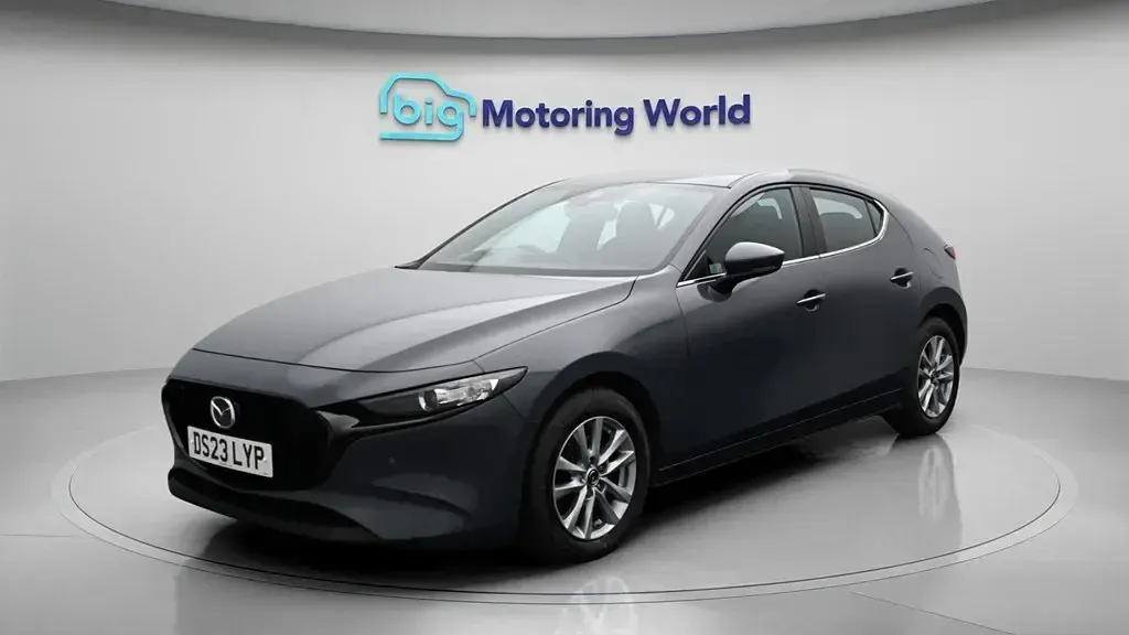 Gebraucht Mazda 3 122 PS (89 kW) 2023 Grau Kleinwagen