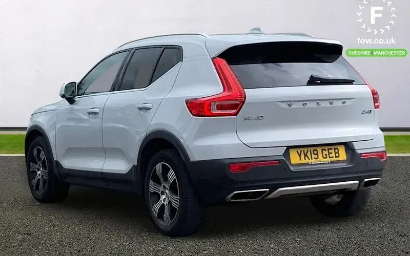 Used Volvo XC40 Inscription 190 HP (139 kW) 2019 Silver SUV