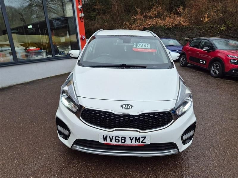 Used Kia Carens 133 HP (97 kW) 2018 White MPV