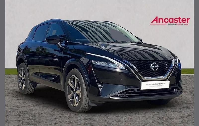 Black Used 2023 Nissan Qashqai N-Connecta SUV | £20,775 (Fair price) - Image 1/4