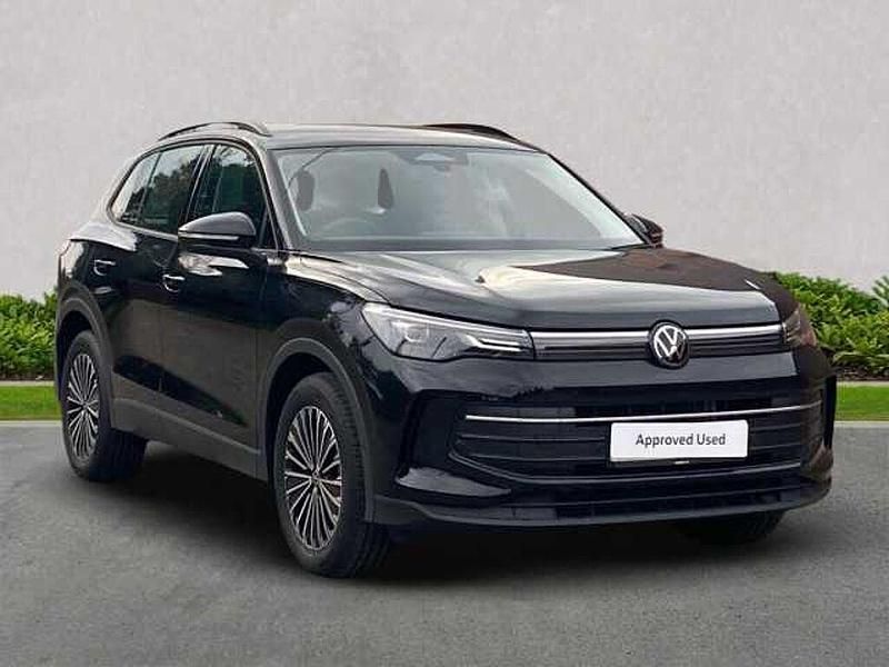Black New 2025 VW Tiguan Life SUV | £32,271 - Image 1/4