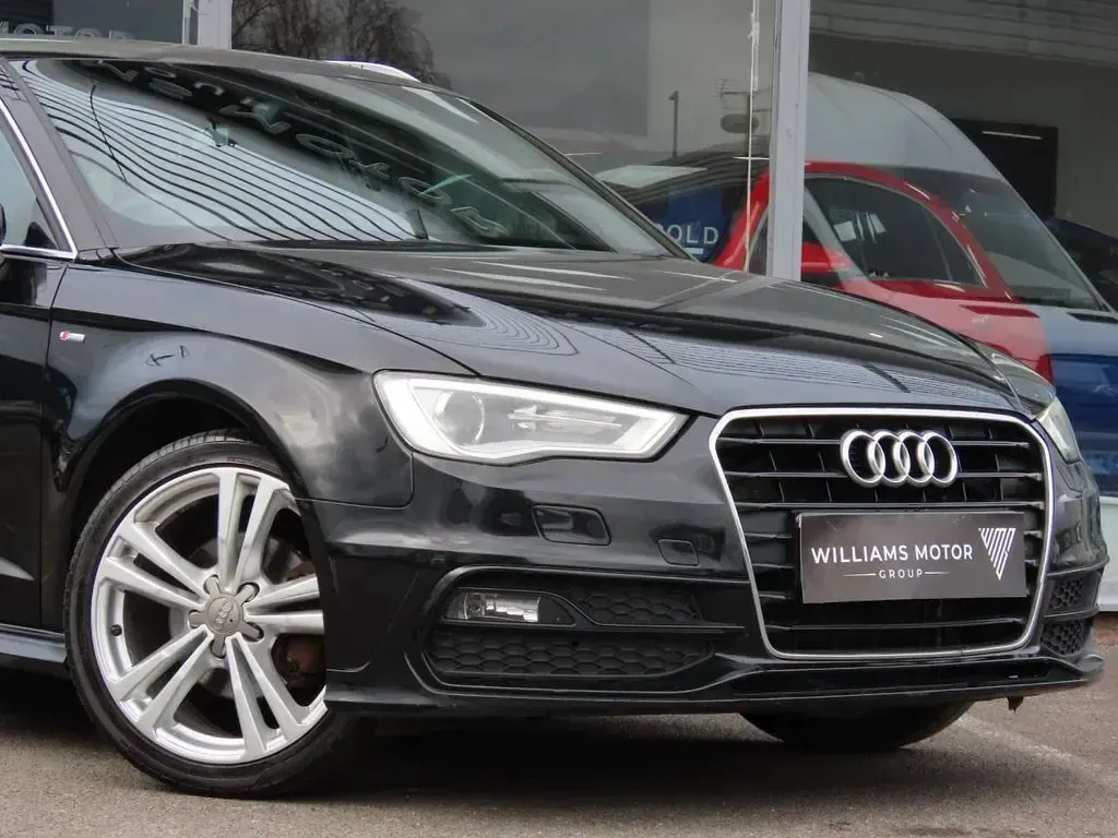 Used Audi A3 Sportback S-Line 150 HP (110 kW) 2014 Black Hatchback