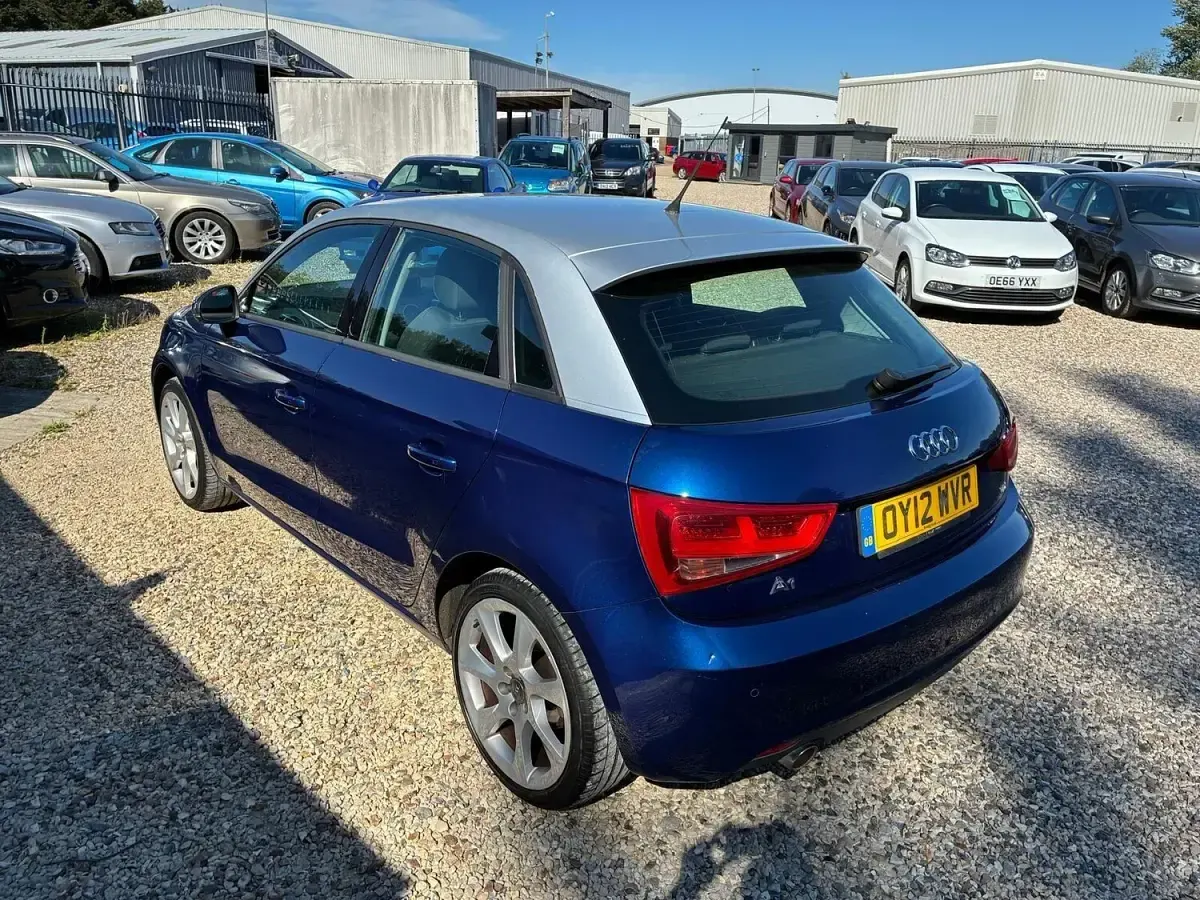 Used Audi A1 Sportback Sport 105 HP (77 kW) 2012 Blue Hatchback