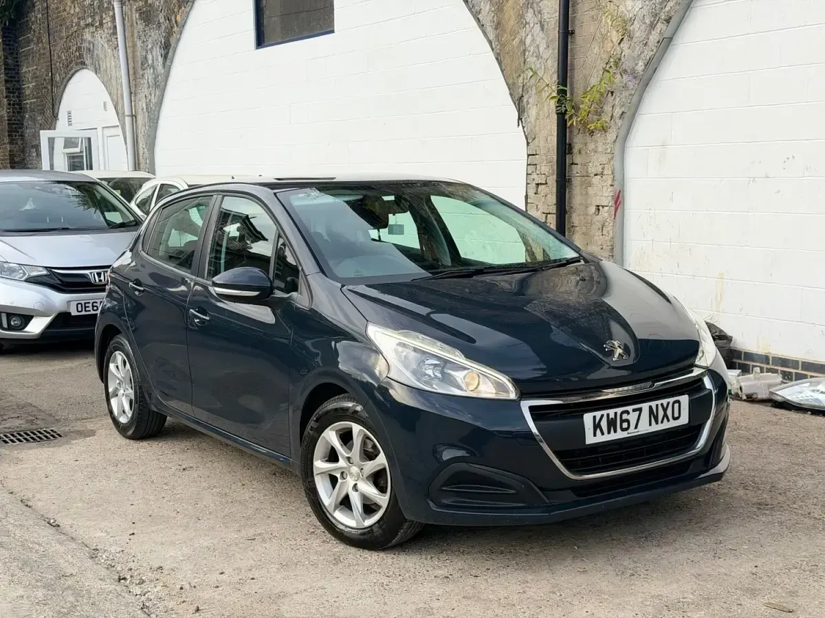 Used Peugeot 208 Active 2017 Grey Hatchback