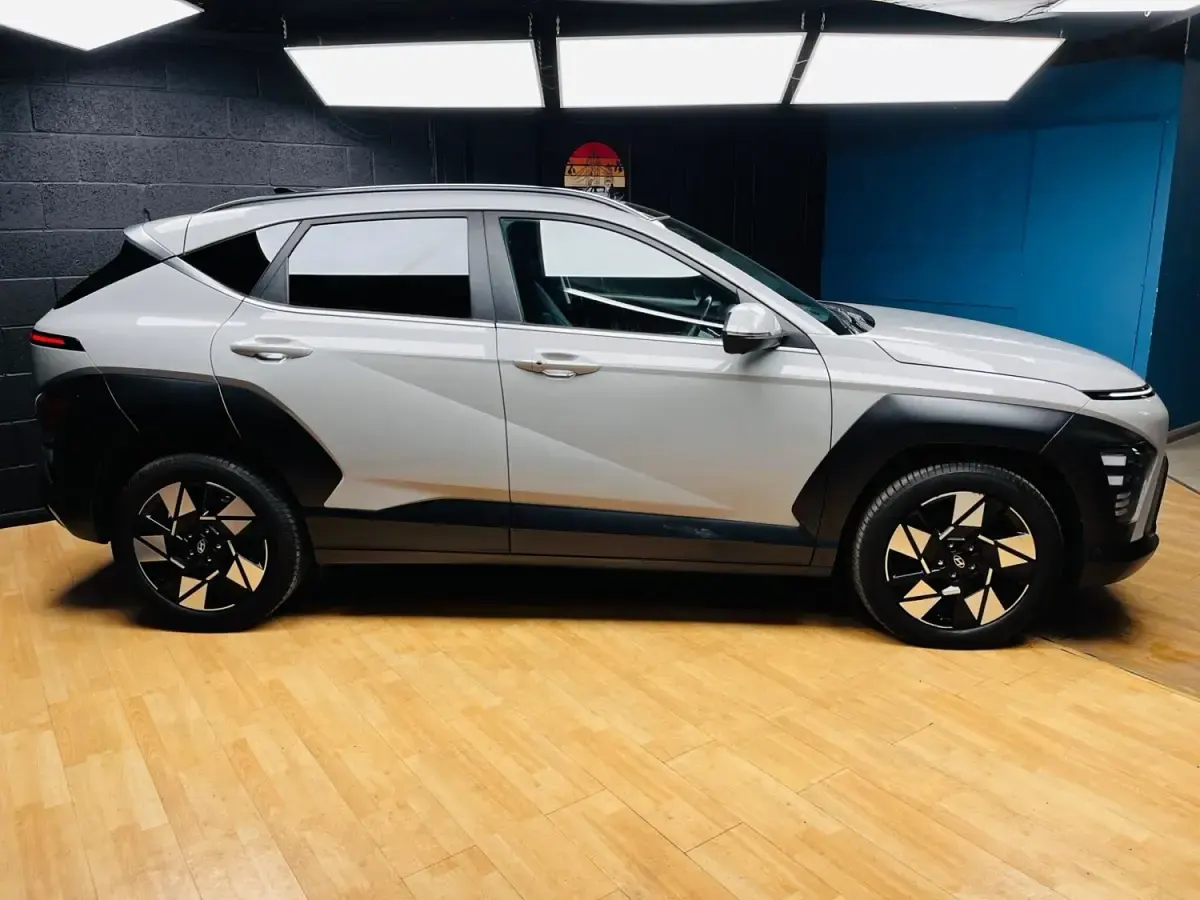 Second-hand Hyundai Kona Ultimate 120 CP (88 kW) 2023 Gri SUV