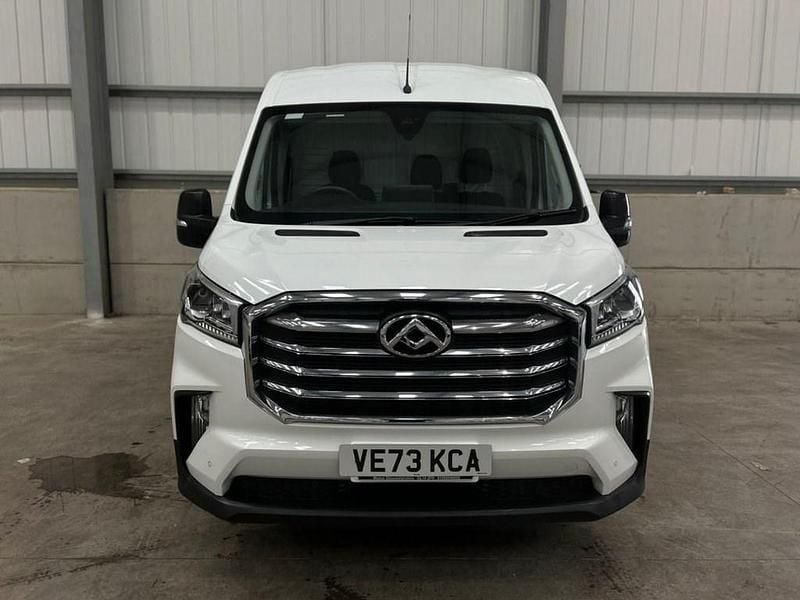 Used Maxus V90 163 HP (119 kW) 2024 White Van