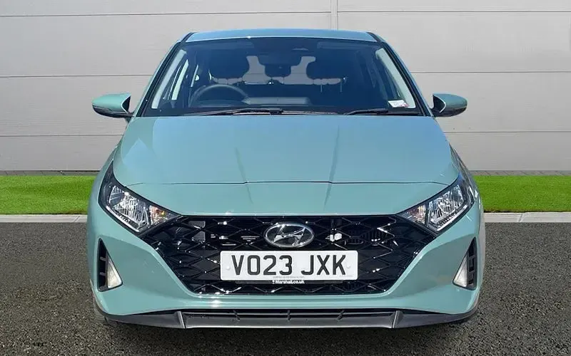 Używany Hyundai i20 SE 101 KM (74 kW) 2023 Zielony Hatchback