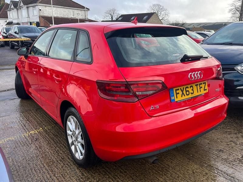 Used Audi A3 Sportback Comfort 105 HP (77 kW) 2013 Red Hatchback