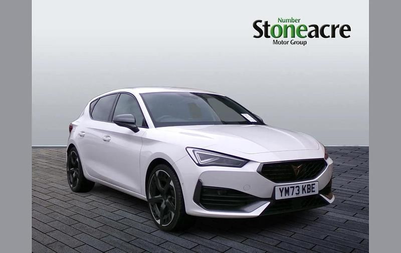 Used Cupra Leon VZ3 241 HP (177 kW) 2023 White Hatchback