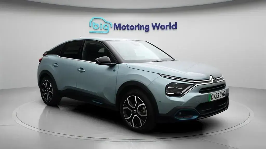 Used Citroën e-C4 Shine 100 kW (136 HP) 2023 Hatchback