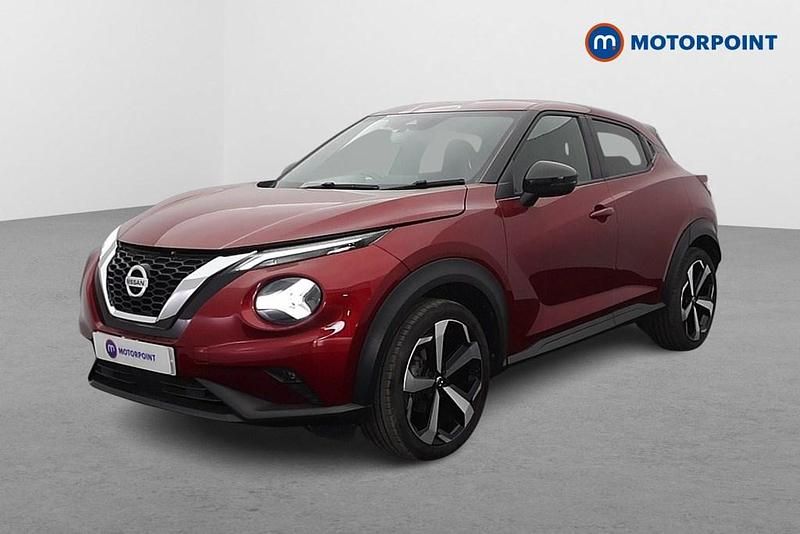 Used Nissan Juke Tekna 114 HP (83 kW) 2023 Red SUV