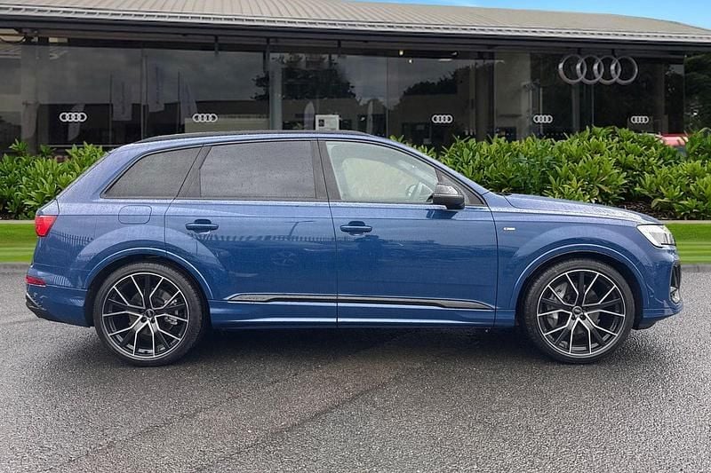 New Audi Q7 Black Edition 2026 Blue SUV