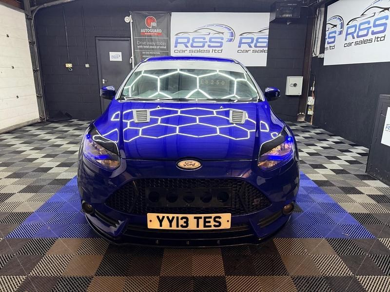 Used Ford Focus ST 2013 Blue Hatchback