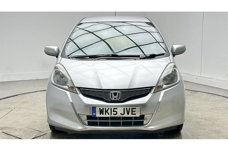 Begagnad Honda Jazz ES 2015 Silver Halvkombi