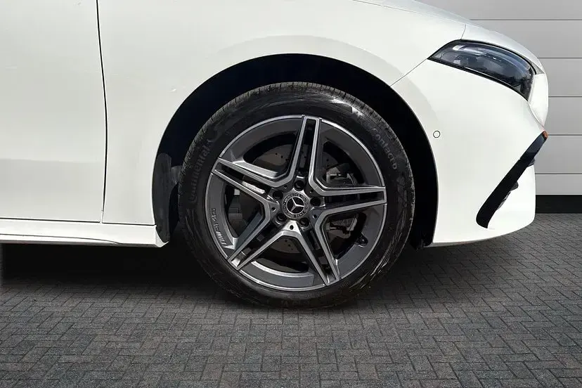 Used Mercedes A250 Executive 215 HP (158 kW) 2024 Polar white Sedan
