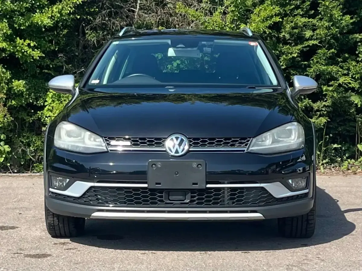 Used VW Golf VII 2015 Black Estate