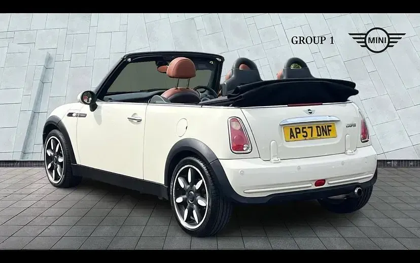 Used Mini Cooper Cabriolet 115 HP (84 kW) 2007 White Cabriolet