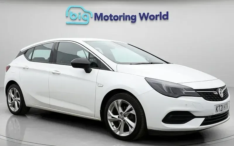 Used Vauxhall Astra Elite 145 HP (106 kW) 2021 Hatchback