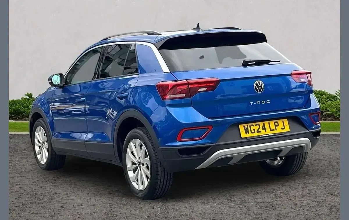 Used VW T-Roc Match 110 HP (80 kW) 2024 Blue SUV