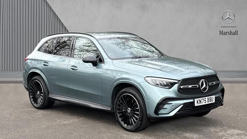 Used Mercedes GLC300e Urban 313 HP (230 kW) 2025 Verde silver metallic