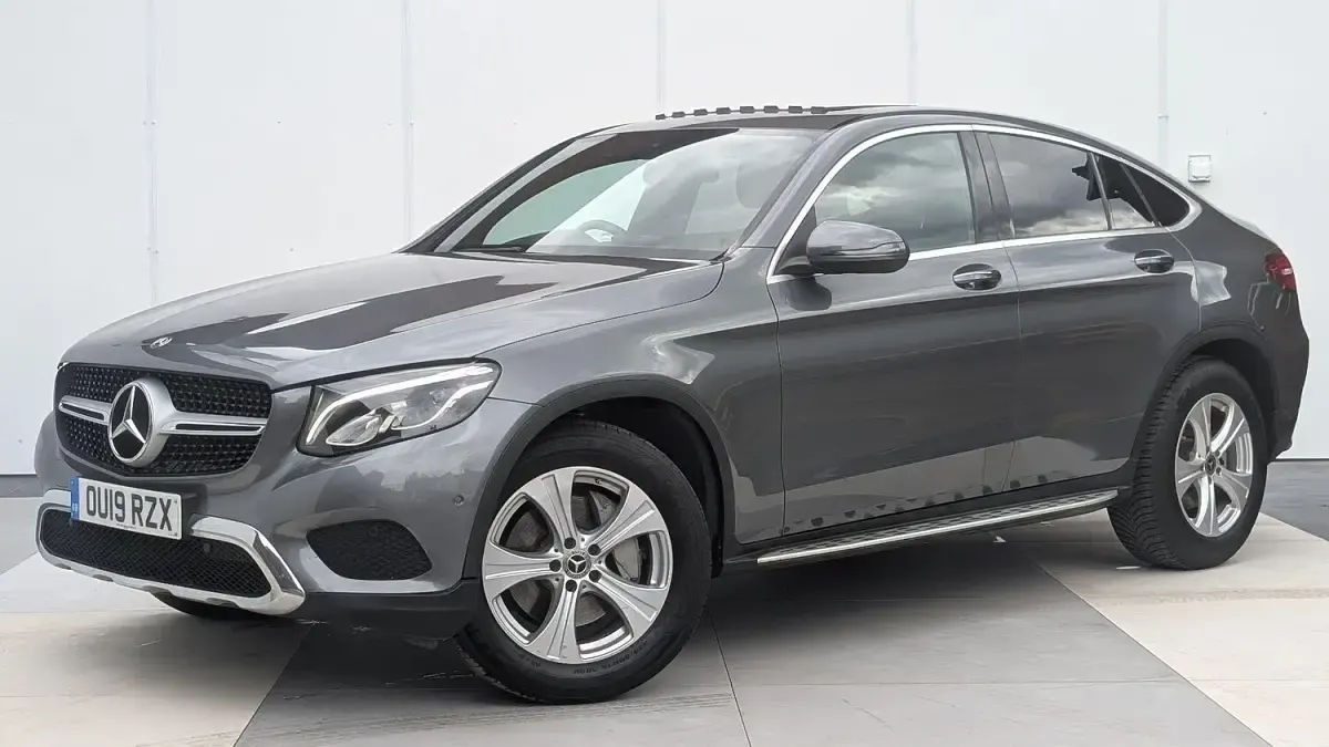 Used Mercedes GLC220 Premium 170 HP (125 kW) 2019 Grey SUV
