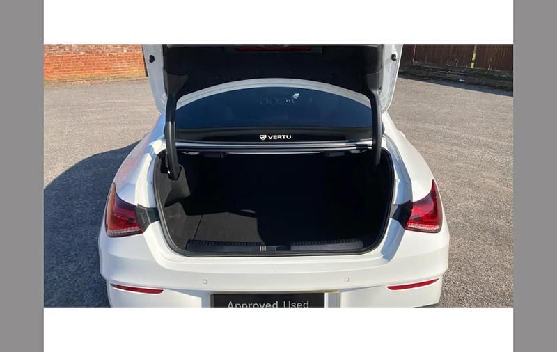Used Mercedes CLA200 Executive 161 HP (118 kW) 2023 White Coupe