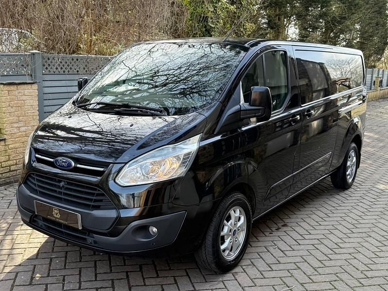 Used Ford Transit Custom Limited 155 HP (114 kW) 2014 Black Van