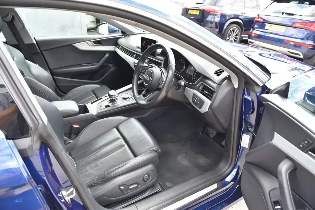 Used Audi A5 Sportback Sport 252 HP (185 kW) 2017 Blue Hatchback