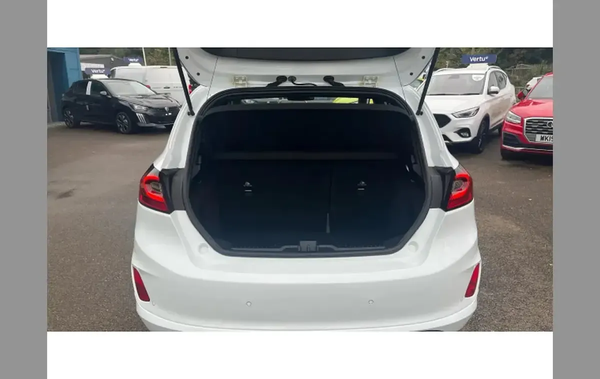 Used Ford Fiesta ST-Line X 125 HP (91 kW) 2022 White Hatchback
