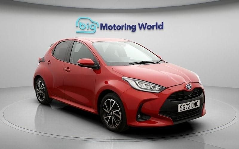 Used Toyota Yaris Hybrid Design 116 HP (85 kW) 2026 Hatchback