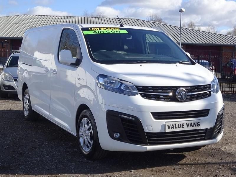 White Used 2020 Vauxhall Vivaro Sportive Van | £8,885 (Good price) - Image 1/4