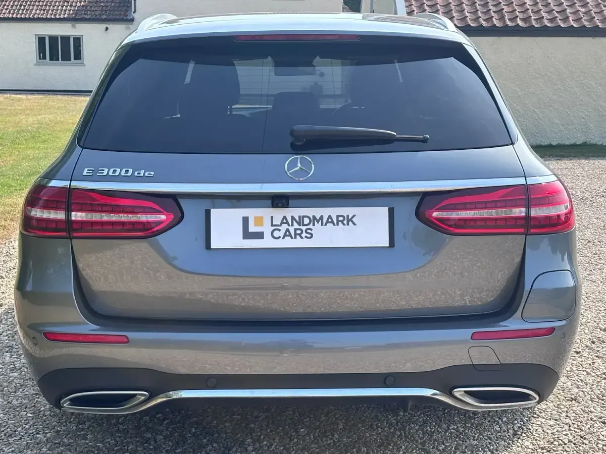 Used Mercedes E300 AMG line 306 HP (225 kW) 2020 Grey Estate
