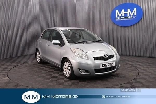 Used Toyota Yaris 2011 Silver Hatchback