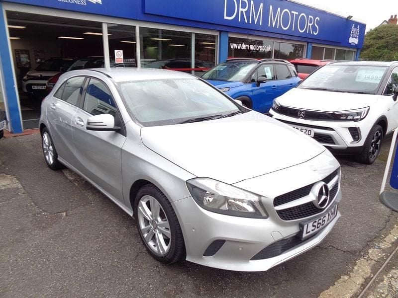 Silver Used 2016 Mercedes A180 Hatchback | £12,350 (Fair price) - Image 1/4