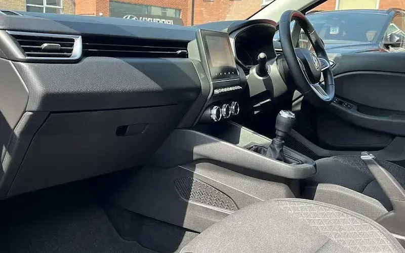 Used Renault Clio Evolution 90 HP (66 kW) 2023 Hatchback
