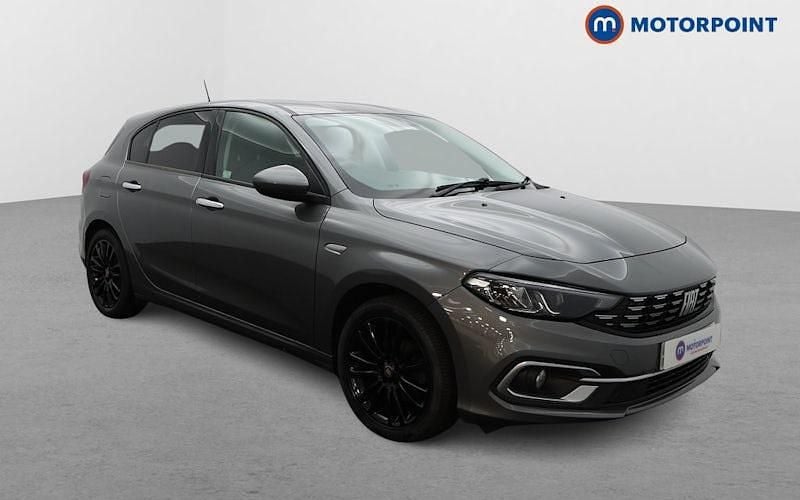 Used 2022 Fiat Tipo Life Hatchback | £9,199 (Fair price) - Image 1/4