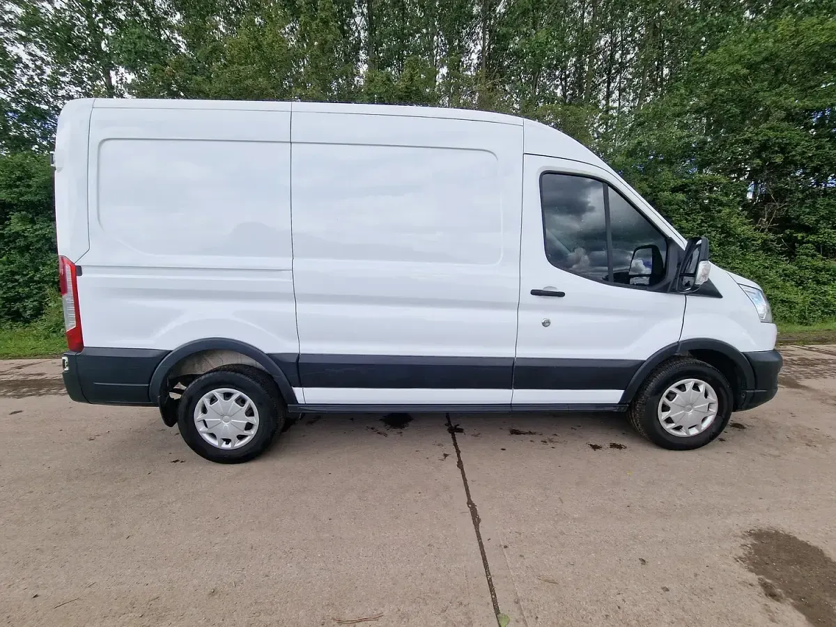 Used Ford Transit 128 HP (94 kW) 2019 White