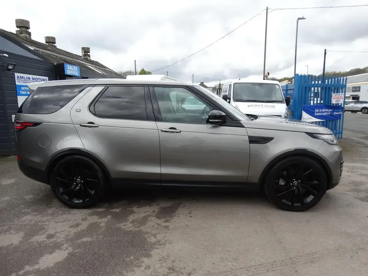 Used Land Rover Discovery HSE 2018 Silver SUV