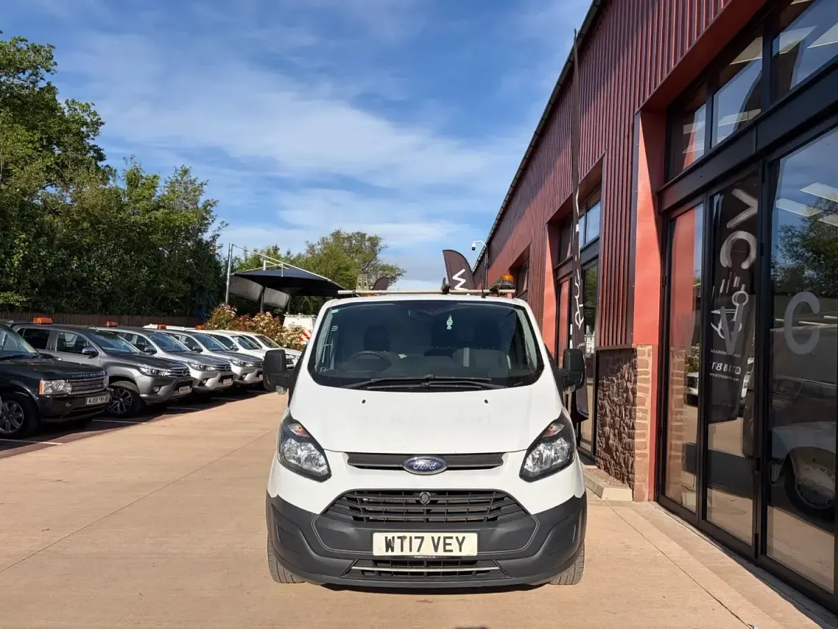 Używany Ford Transit Custom 130 KM (95 kW) 2017 Biały Van
