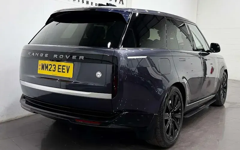 Used Land Rover Range Rover 510 HP (375 kW) 2023 Mauve/purple SUV