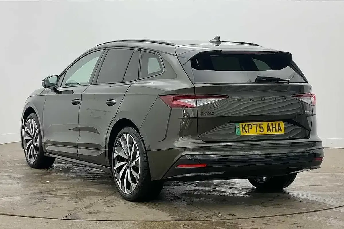 New Skoda Enyaq iV SportLine 206 kW (281 HP) 2026 Olive green metallic SUV